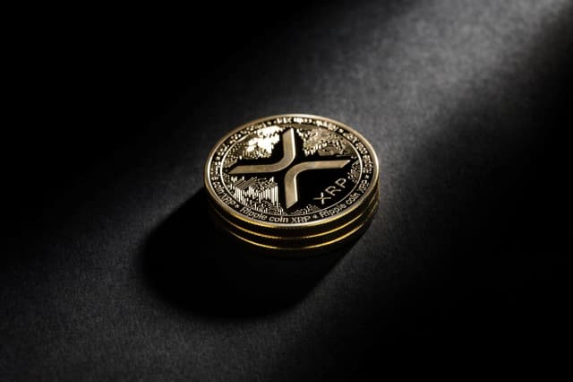 The Winkyverse-News-XRP Holds $1.33 Support as Bull Flag Pattern Eyes $1.88 Target